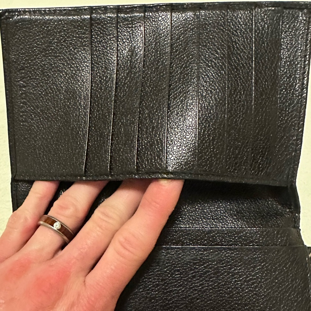 BVLGARI black leather wallet. GUC. Snap and zippers work. 8 credit card slots - Picture 8 of 16